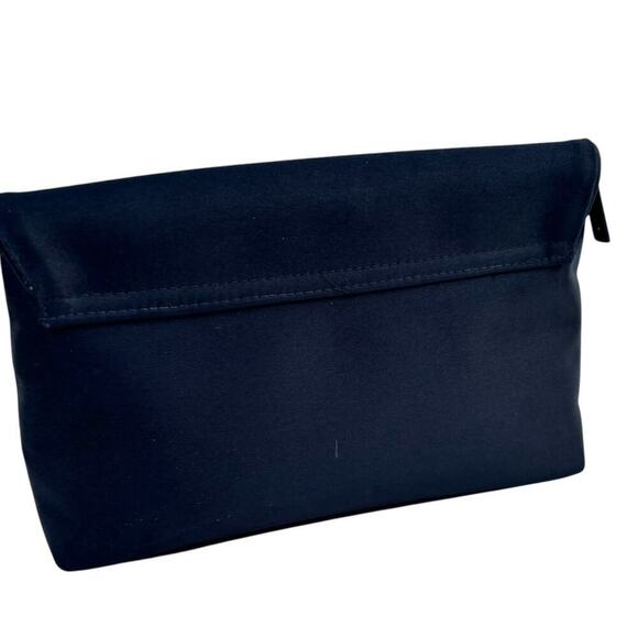 CHANEL Parfums Black Satin Makeup Clutch Cosmetics Bag Zipper & Magnetic Closure - Picture 2 of 7